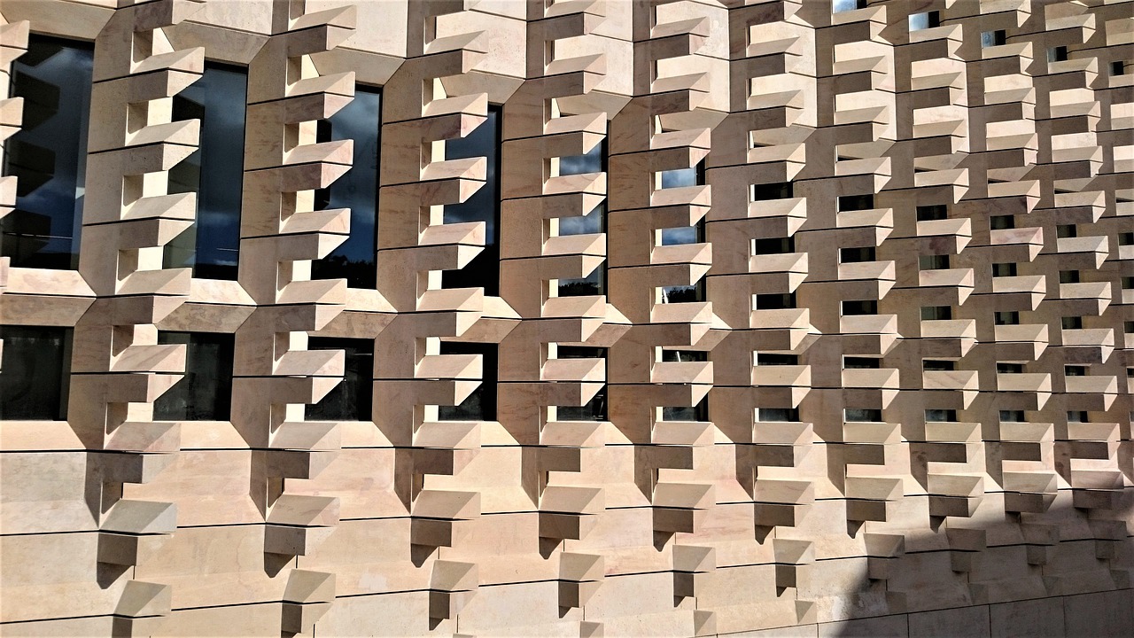 building-4668369_1280